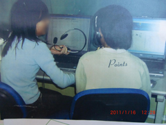 音読を聞き直して再度録音している