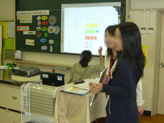 できあがったコマをみんなで確認し、気付いたことを発表する。